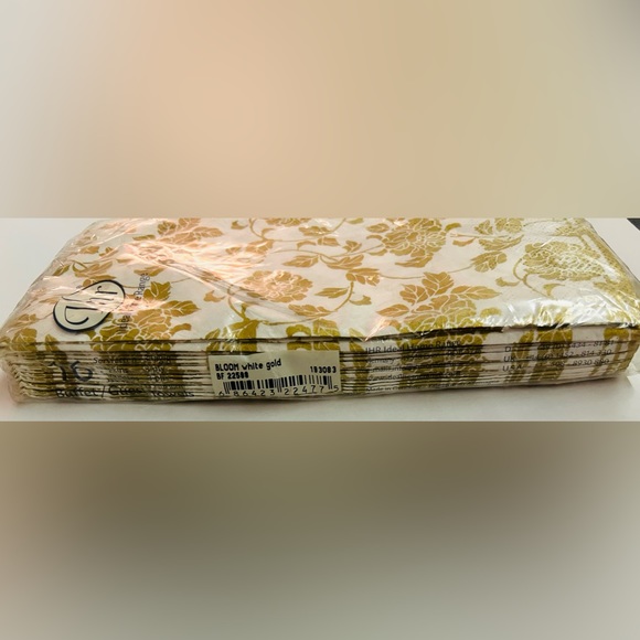 New 16 Napkins "Bloom" White Gold 3 Ply 8 5/8" x 4 3/8" made in Germany - Picture 5 of 6